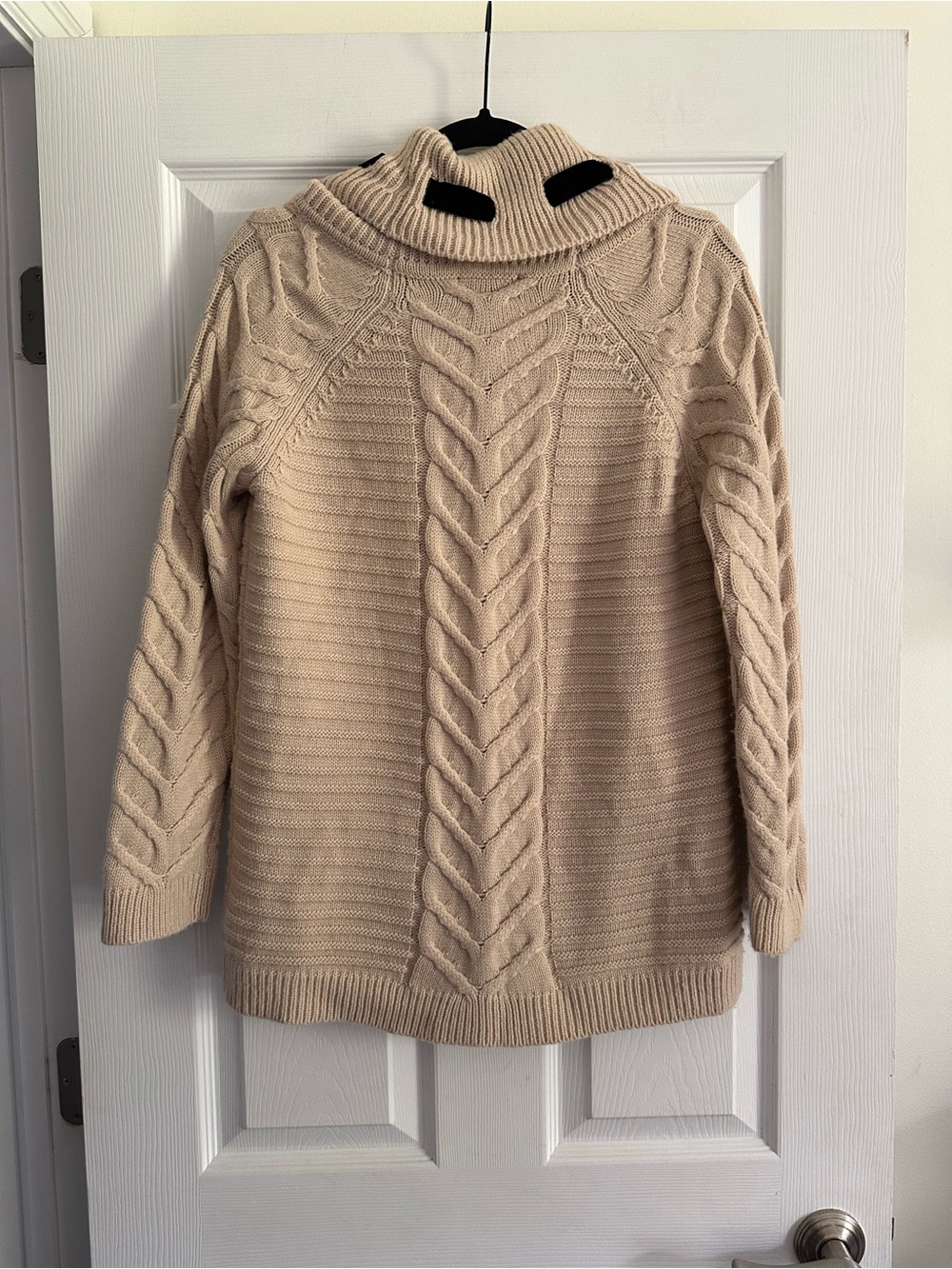 Size M Karl Lagerfeld Paris Cable Knit Cowl Neck Sweater Beige - Picture 4 of 10